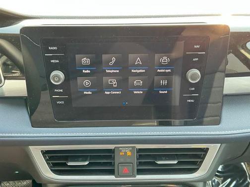 2025 Volkswagen Taos 1.5T SEL