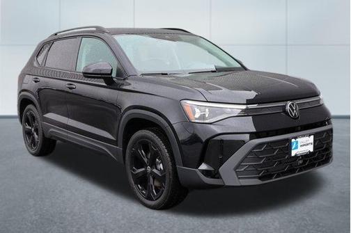 2025 Volkswagen Taos 1.5T SE Black