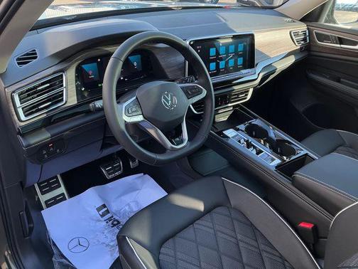 2026 Volkswagen Atlas 2.0T SEL Premium R-Line 4MOTION