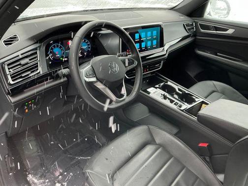 2025 Volkswagen Atlas Cross Sport 2.0T SEL