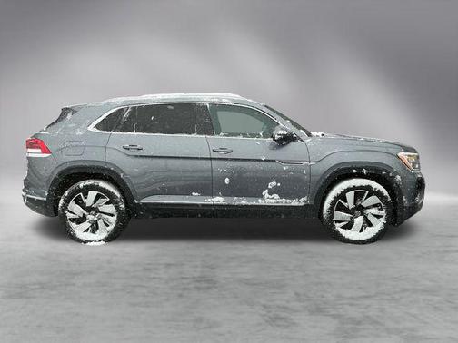 2025 Volkswagen Atlas Cross Sport 2.0T SEL