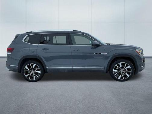 2026 Volkswagen Atlas 2.0T SEL Premium R-Line 4MOTION