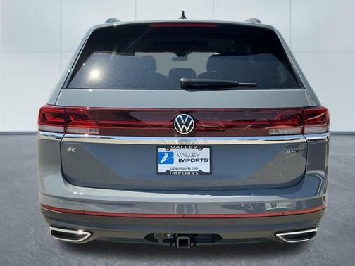 2025 Volkswagen Atlas 2.0T SE w/Technology 4MOTION