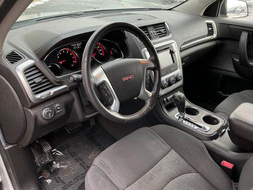 2015 GMC Acadia SLE-2