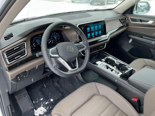 2026 Volkswagen Atlas 2.0T SEL