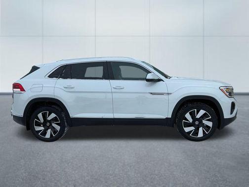 2026 Volkswagen Atlas Cross Sport 2.0T SEL
