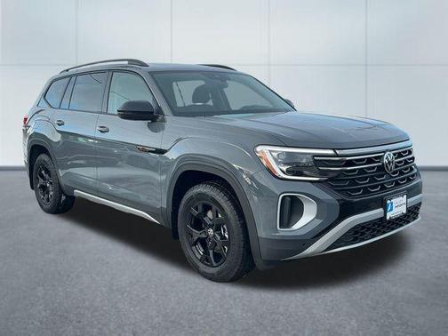 2026 Volkswagen Atlas Peak Edition
