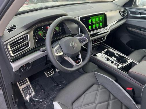 2026 Volkswagen Atlas Peak Edition
