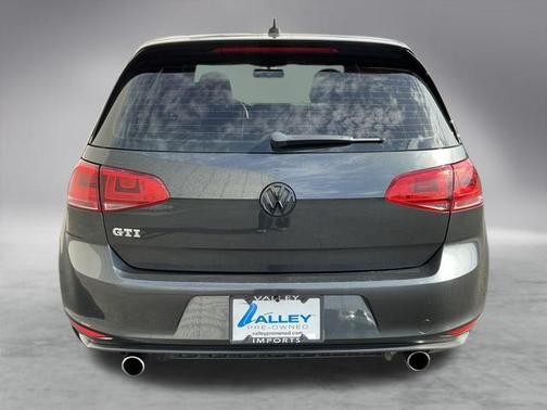 2015 Volkswagen Golf GTI 2.0T S 4-Door