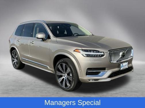 2025 Volvo XC90 B6 Ultra