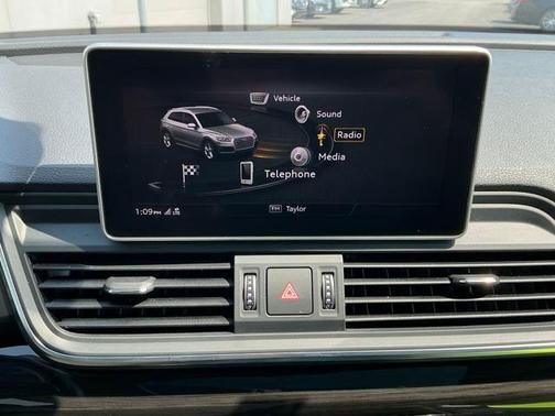 2019 Audi Q5 2.0T Premium Plus