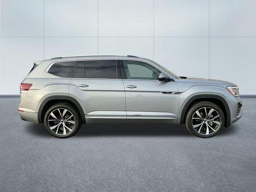 2026 Volkswagen Atlas 2.0T SEL Premium R-Line 4MOTION
