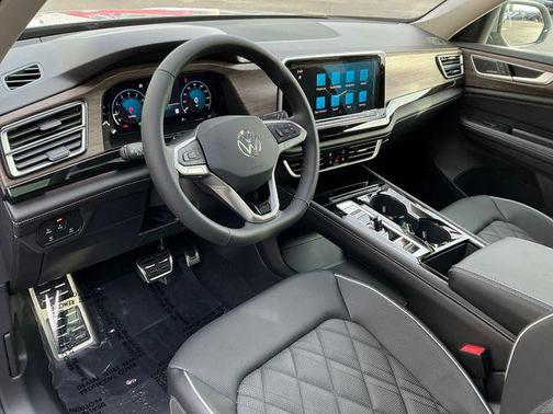 2026 Volkswagen Atlas 2.0T SEL Premium R-Line 4MOTION