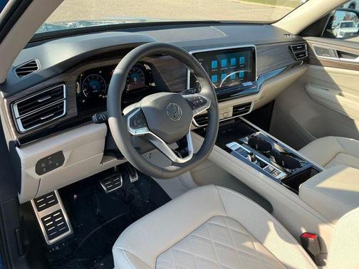 2026 Volkswagen Atlas 2.0T SEL Premium R-Line 4MOTION