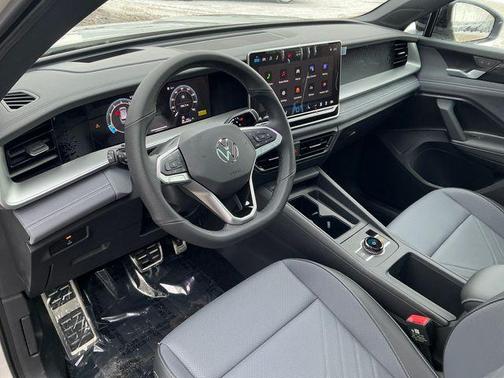 2026 Volkswagen Tiguan 2.0T SE R-Line Black 4MOTION