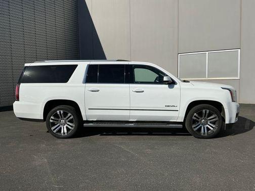2017 GMC Yukon XL Denali