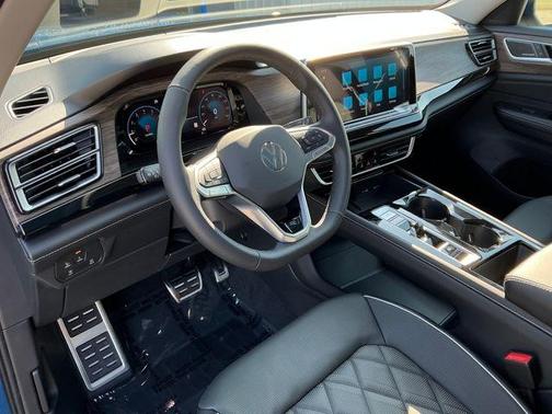 2026 Volkswagen Atlas 2.0T SEL Premium R-Line 4MOTION