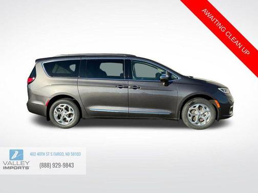 2022 Chrysler Pacifica Limited