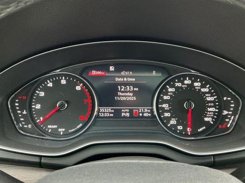 2022 Audi Q5 40 Premium