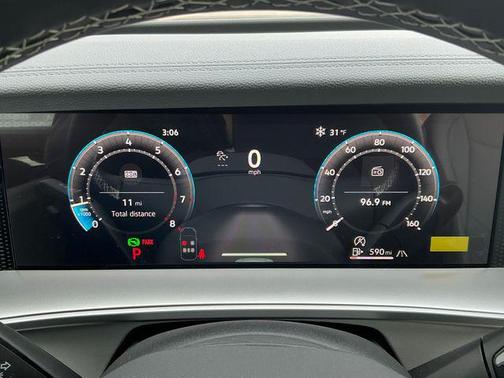 Platinum Gray 2026 Volkswagen Tiguan 2.0T SE 4MOTION