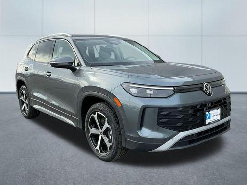 Platinum Gray 2026 Volkswagen Tiguan 2.0T SE 4MOTION