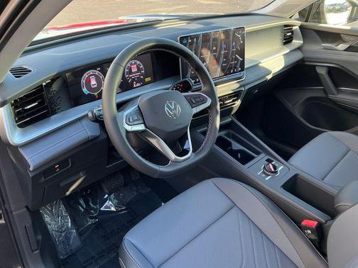 2026 Volkswagen Tiguan 2.0T SE 4MOTION