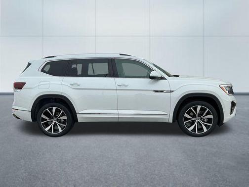 2026 Volkswagen Atlas 2.0T SEL Premium R-Line 4MOTION