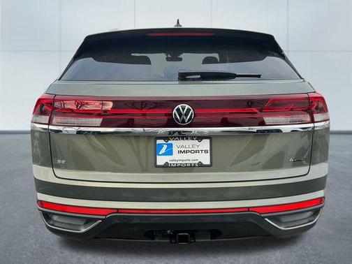 2026 Volkswagen Atlas Cross Sport 2.0T SE w/Technology 4MOTION