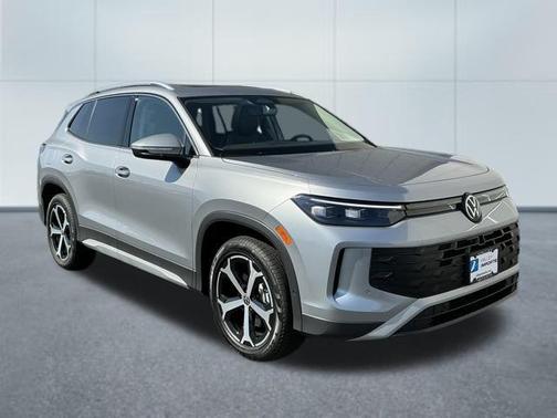 2025 Volkswagen Tiguan 2.0T SE 4MOTION