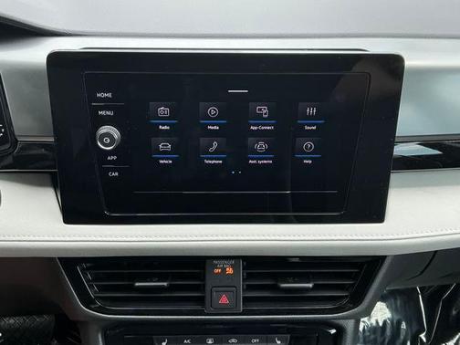 2025 Volkswagen Taos 1.5T S