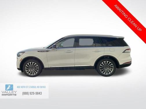 2023 Lincoln Aviator Standard AWD