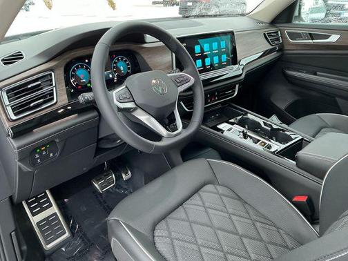 2026 Volkswagen Atlas 2.0T SEL Premium R-Line 4MOTION