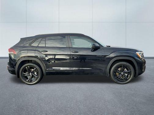 2026 Volkswagen Atlas Cross Sport 2.0T SEL
