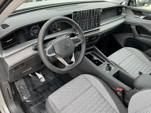 2025 Volkswagen Tiguan 2.0T S 4MOTION