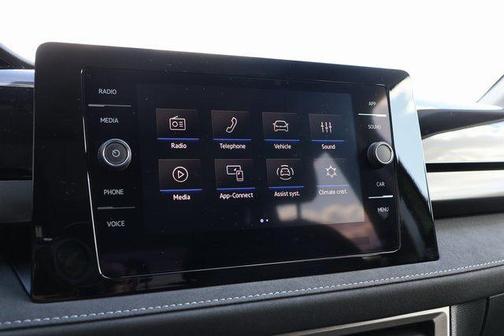 2025 Volkswagen Taos 1.5T SE Black