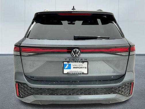 2026 Volkswagen Tiguan 2.0T SE R-Line Black 4MOTION