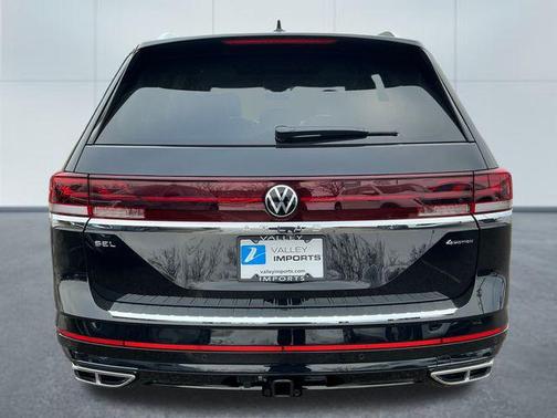Deep Black 2026 Volkswagen Atlas 2.0T SEL Premium R-Line 4MOTION