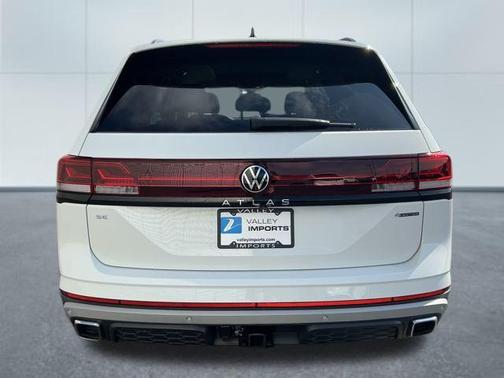 2025 Volkswagen Atlas 2.0T Peak Edition