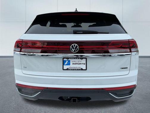 2026 Volkswagen Atlas Cross Sport 2.0T SE w/Technology 4MOTION