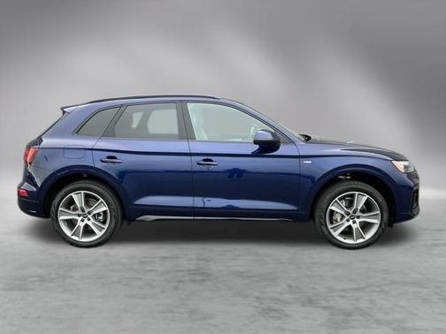 2025 Audi Q5 45 S line Premium