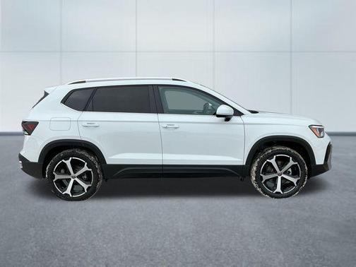 2026 Volkswagen Taos SEL