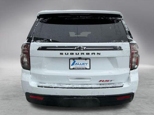 2023 Chevrolet Suburban RST