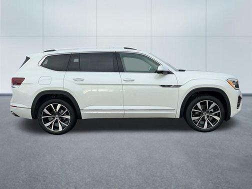2026 Volkswagen Atlas 2.0T SEL Premium R-Line 4MOTION