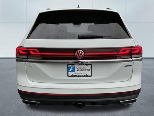 2025 Volkswagen Atlas 2.0T SE w/Technology 4MOTION
