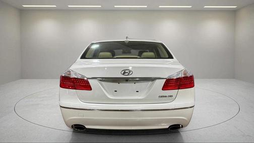 2010 Hyundai Genesis 3.8