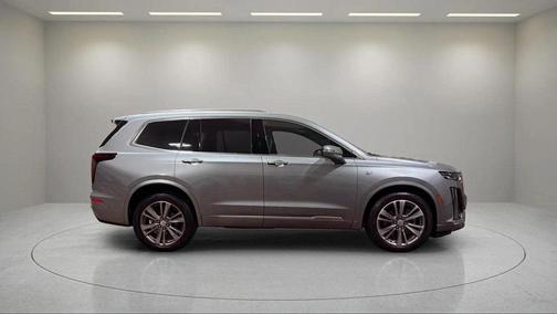 2025 Cadillac XT6 Premium Luxury AWD