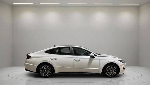 2021 Hyundai SONATA Limited 2.0T