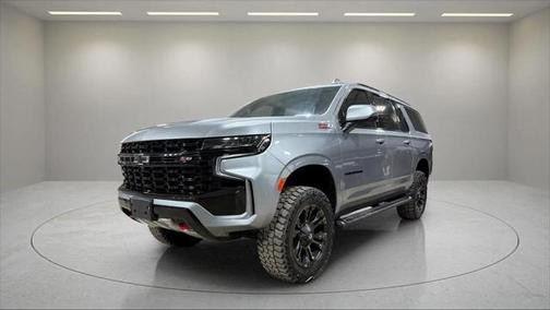 2023 Chevrolet Suburban 4WD Z71