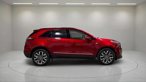 2022 Cadillac XT5 Sport