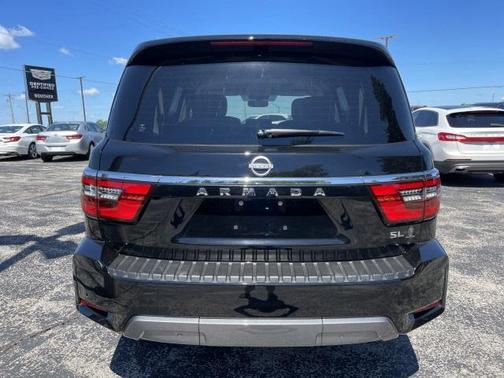 Photo 5 of 23 of 2021 Nissan Armada SL